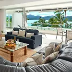 Bella Vista East 4 Oceanview, Golf Buggy, Valet Service & Shared Pool