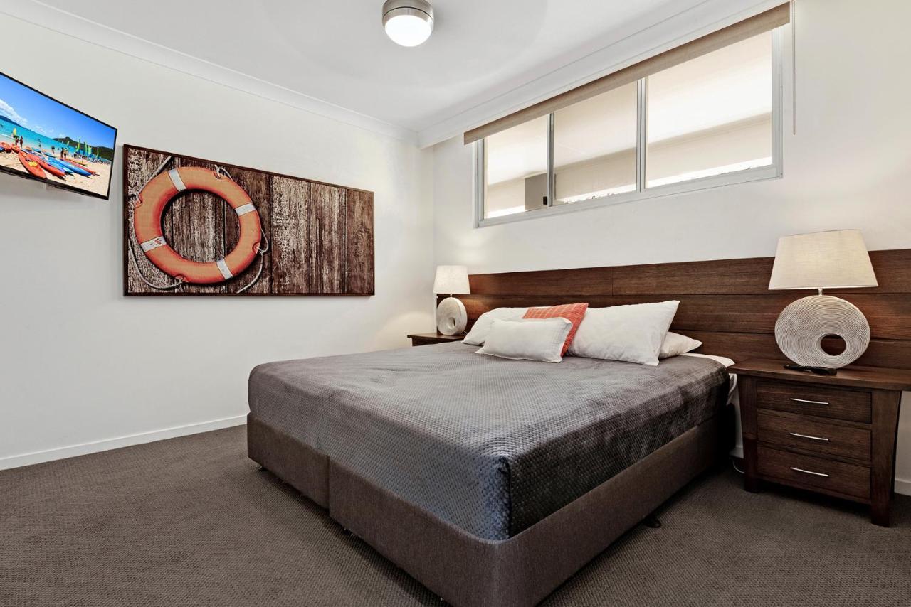 Frangipani Beachfront 202 On By Hamorent Apartment