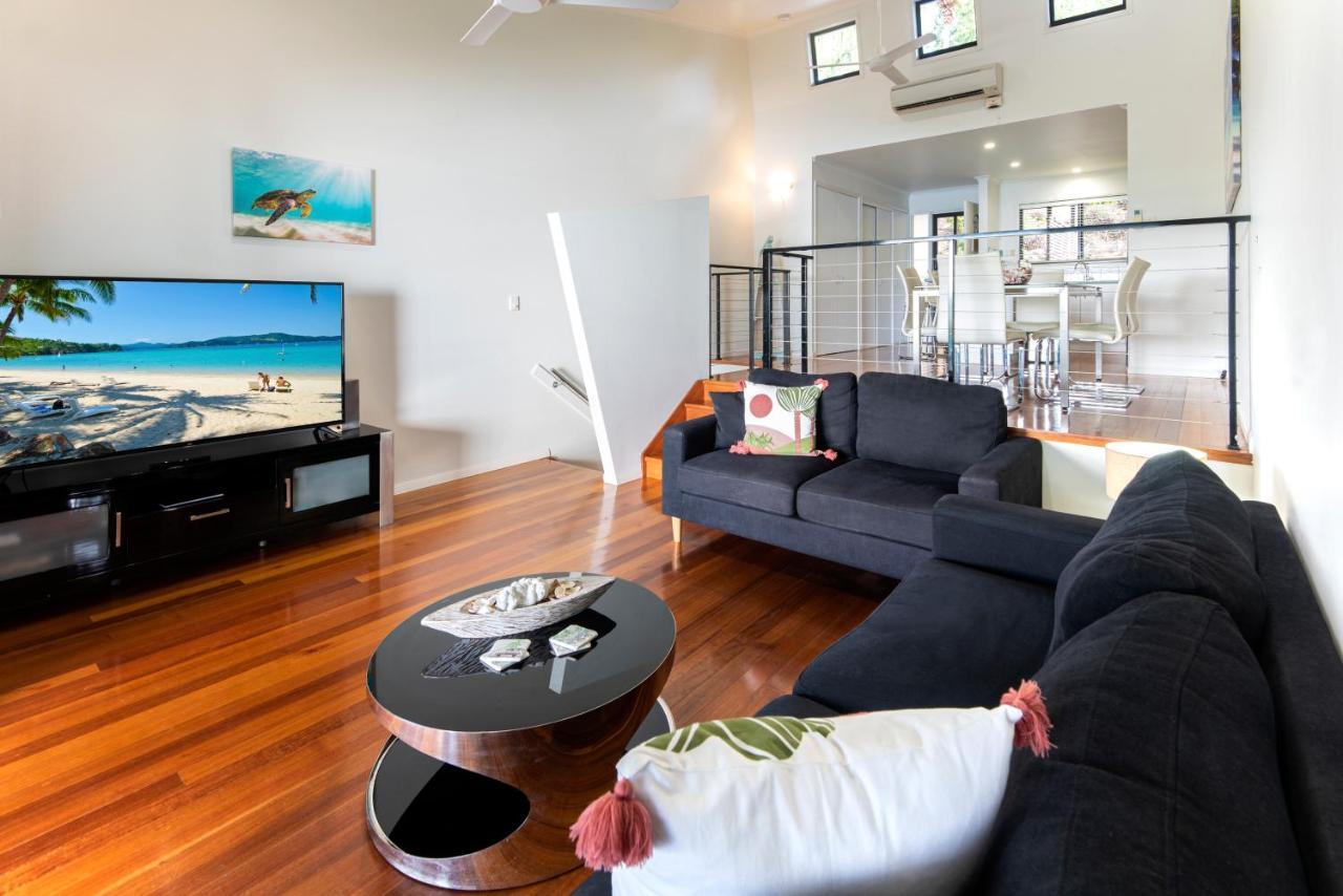 The Panorama 3, 2 Bedroom 2 Bathroom Ocean View Modern Apartamento