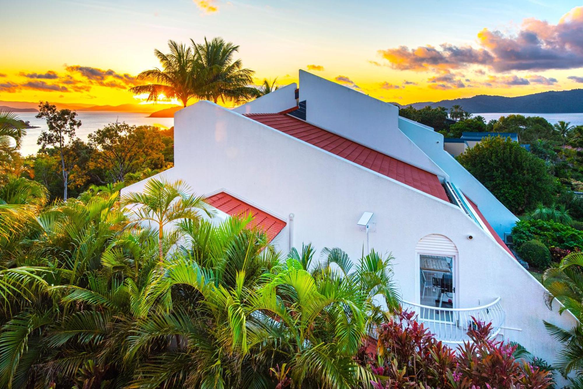Apartamento Bella Vista East 4 Oceanview, Golf Buggy, Valet Service & Shared Pool Hamilton Island