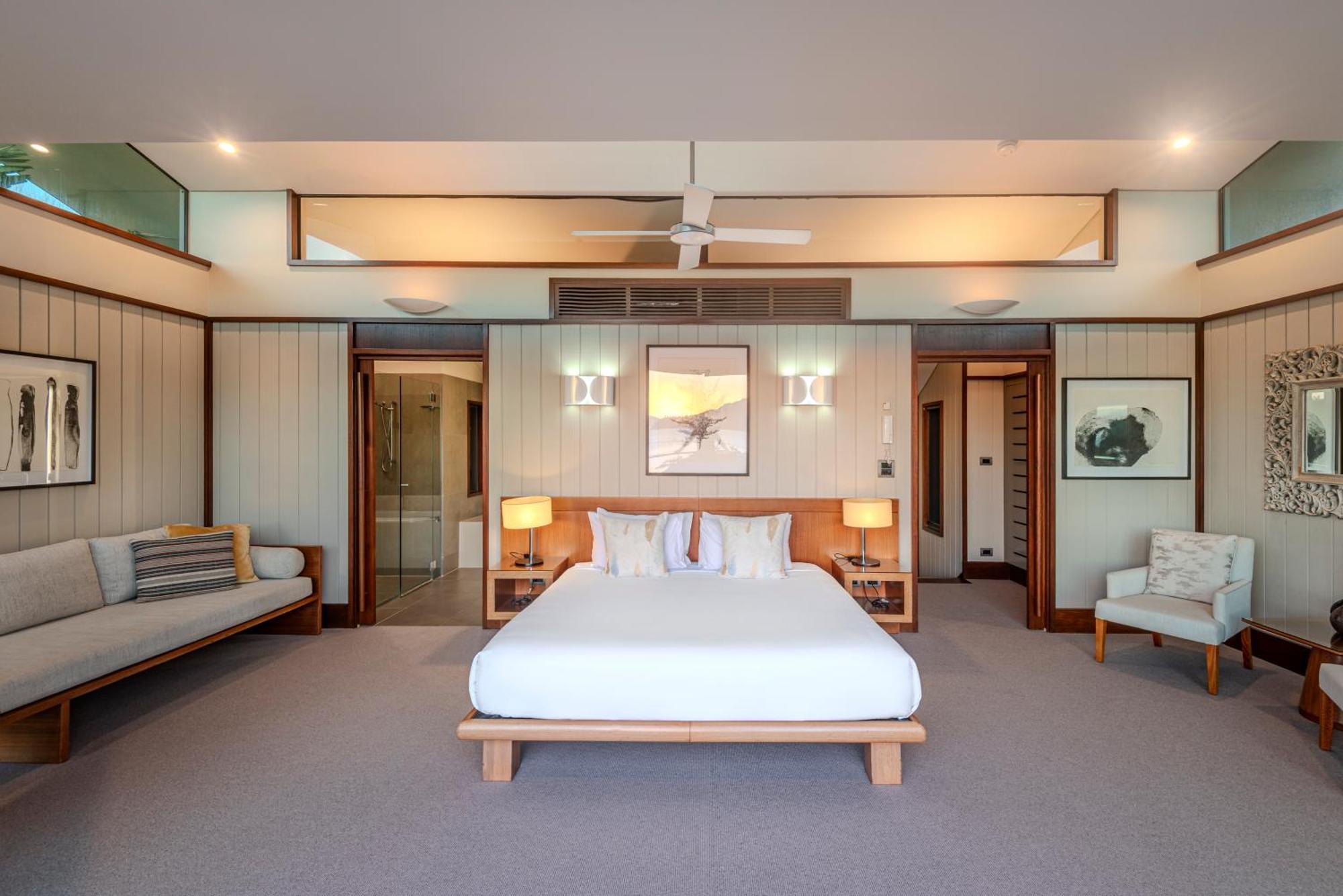 Yacht Club * Hamilton Island