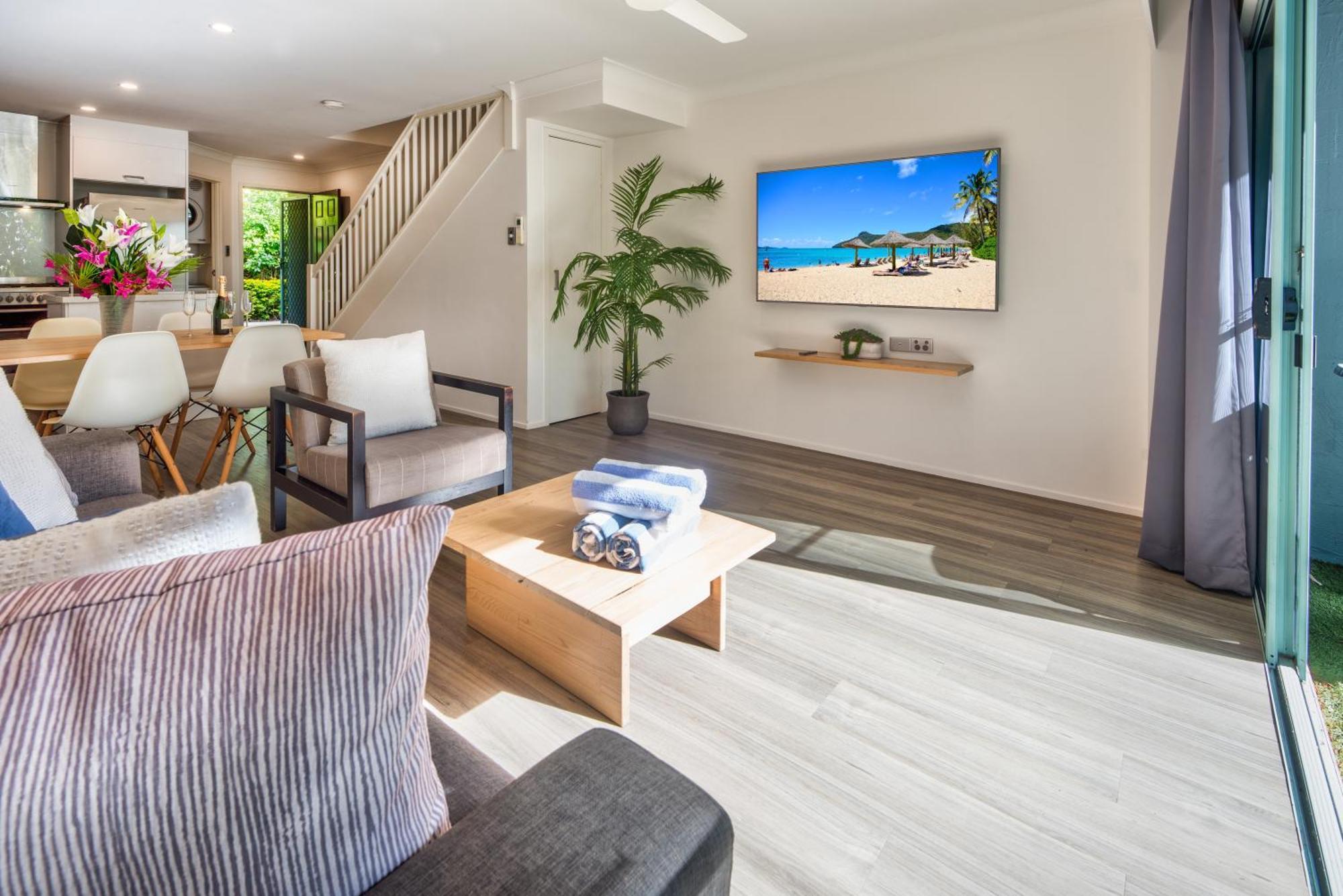 Sunset Water Premium 2 Bedroom 2 Bathroom Hamilton Island