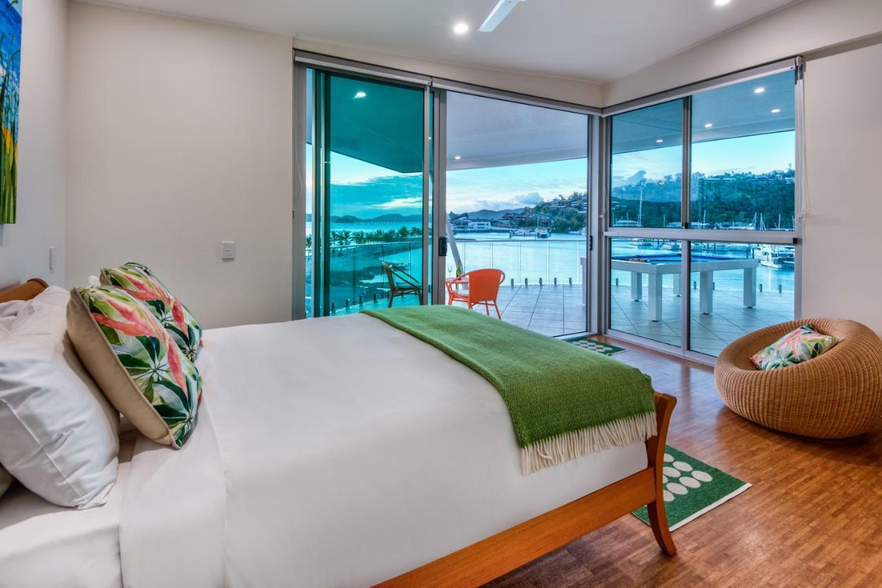 Pavillions Penthouse 25 - Luxury Waterfront With Private Roof Pool And Buggy Hamilton Island