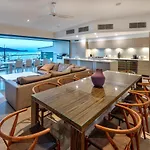 North Cape 5 On Hamilton Island By Hiha