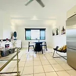 Ocean View Island 2-Bedroom Townhouse Buggy Valet Service Extra Queen Air Bed