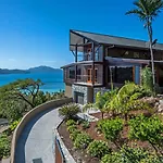 Horizons On Hamilton Island