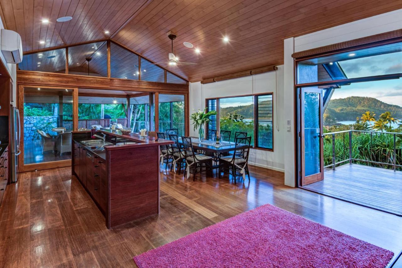Iluka Ocean Haven: Luxury With Infinity Pool And Golf Buggies *