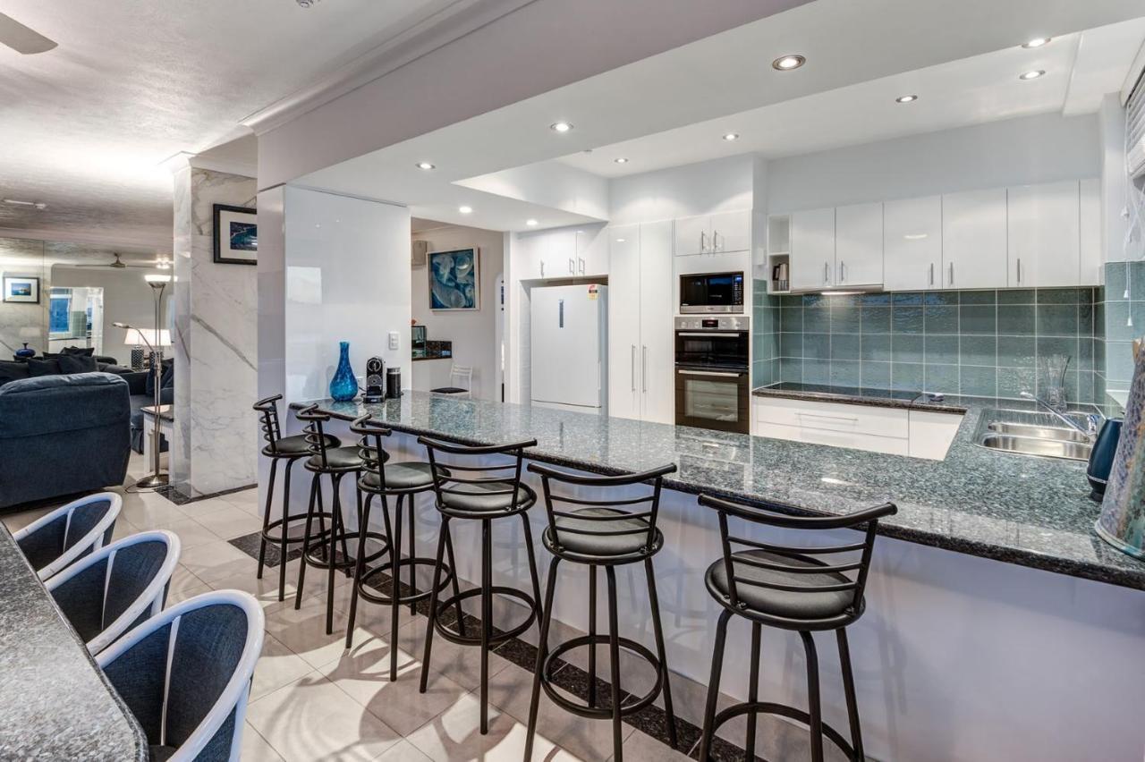 Yacht Harbour Tower 5 - Oceanviews, Buggy And Private Lift Access And Valet Service Apartamento Hamilton Island
