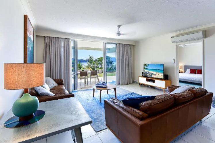 Lagoon 004 By Hamorent On Hamilton Island