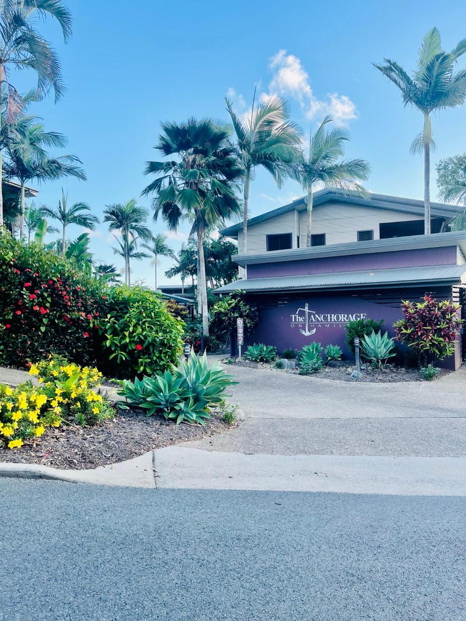 Ocean View Island 2-bedroom Townhouse Buggy Valet Service Extra Queen Air Bed *
