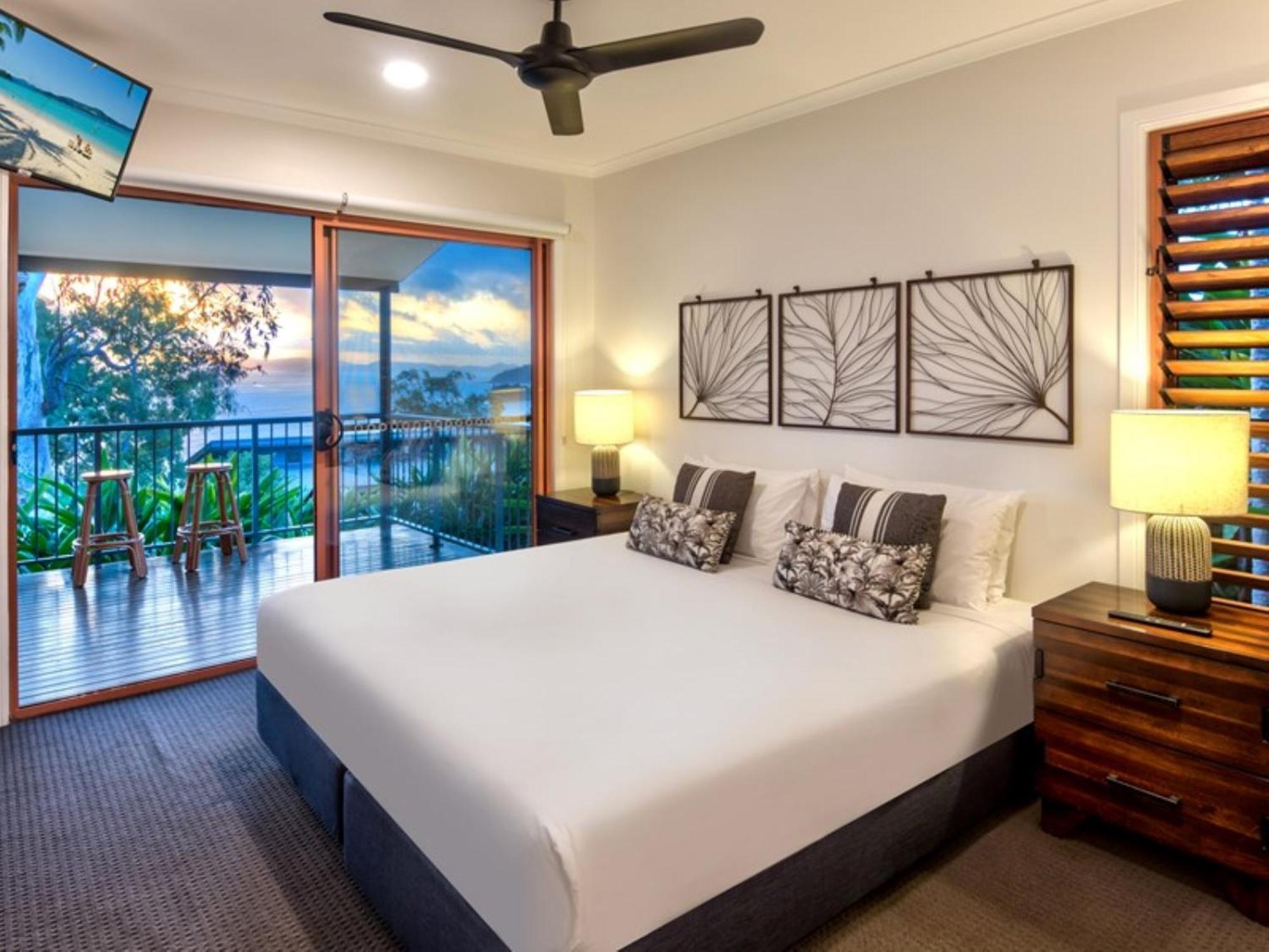 Heliconia 14 - Oceanviews And Buggy * Hamilton Island