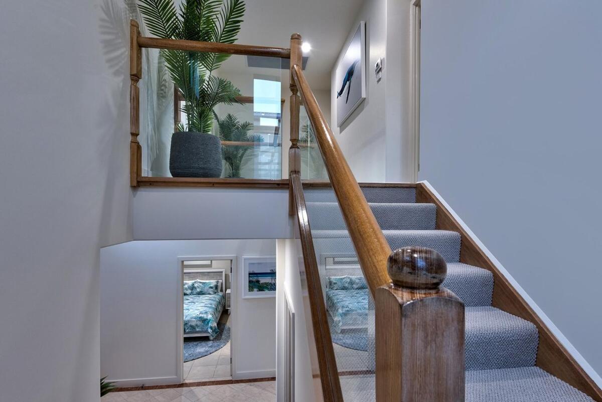Apartment La Bella Waters 2